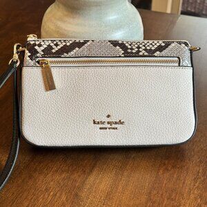 Kate Spade Leila Convertible Wristlet Wallet Clutch Pebble Leather Snake Skin